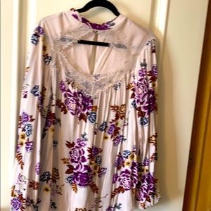 Chest cut out floral blouse